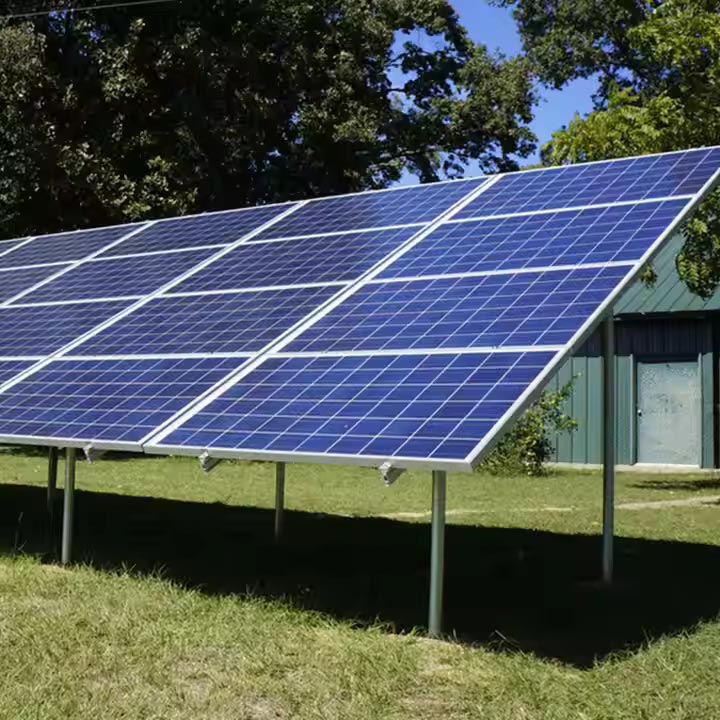 Mont des terres agricoles solaires