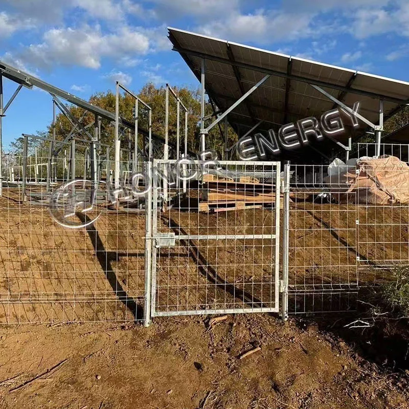 Montage de la ferme solaire